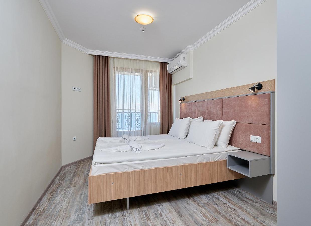 Crotiria Beach - Aparthotel Pomorie Buitenkant foto
