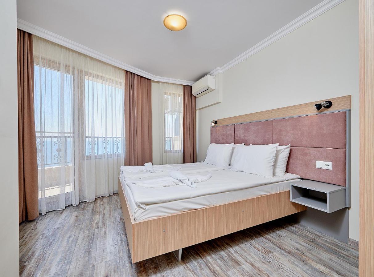 Crotiria Beach - Aparthotel Pomorie Buitenkant foto